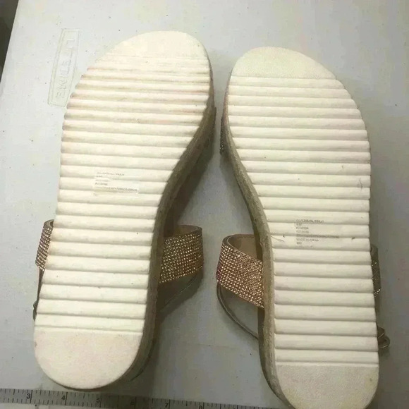 Madden Girl Glitzie Womens 9M Platform Espadrille Sandals Rose Gold Buckle Sides - Picture 8 of 9